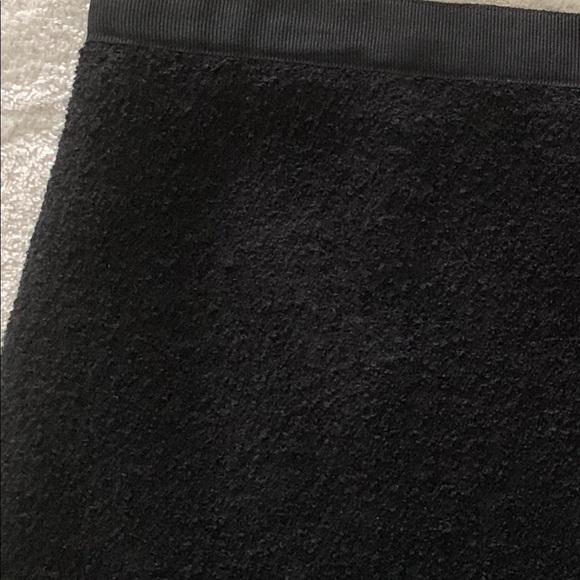 Isaac Mizrahi Cute Black Textured Chunky Skirt with ribbon trim waist details 4 - Picture 4 of 7